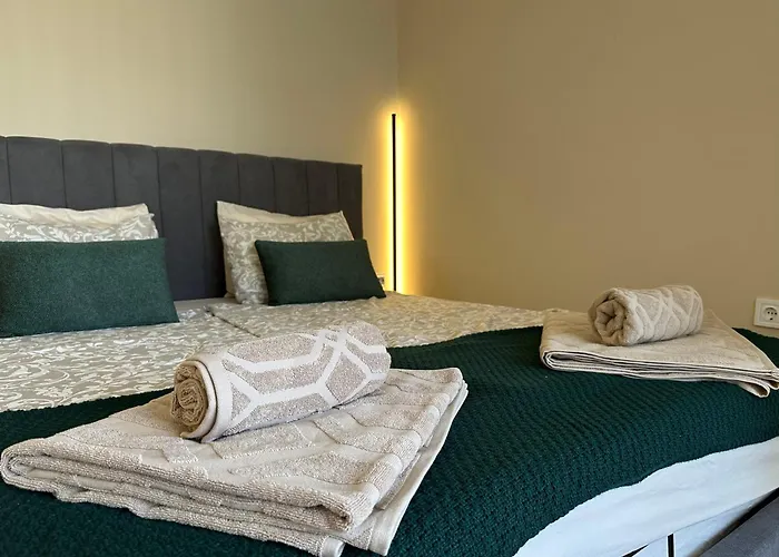 Sunny With Balcony By Flat Mаnager